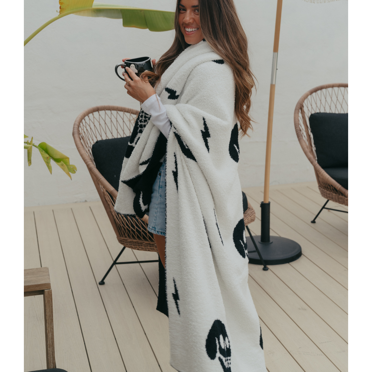 Skull & Bolt Luxe Home Blanket