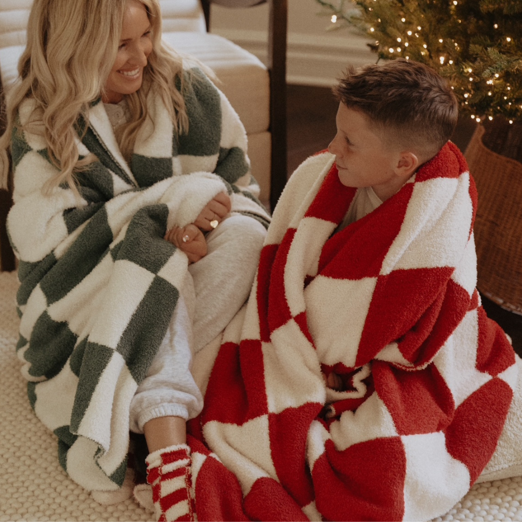 Green/Cream Checker Cozy Luxe Home Blanket